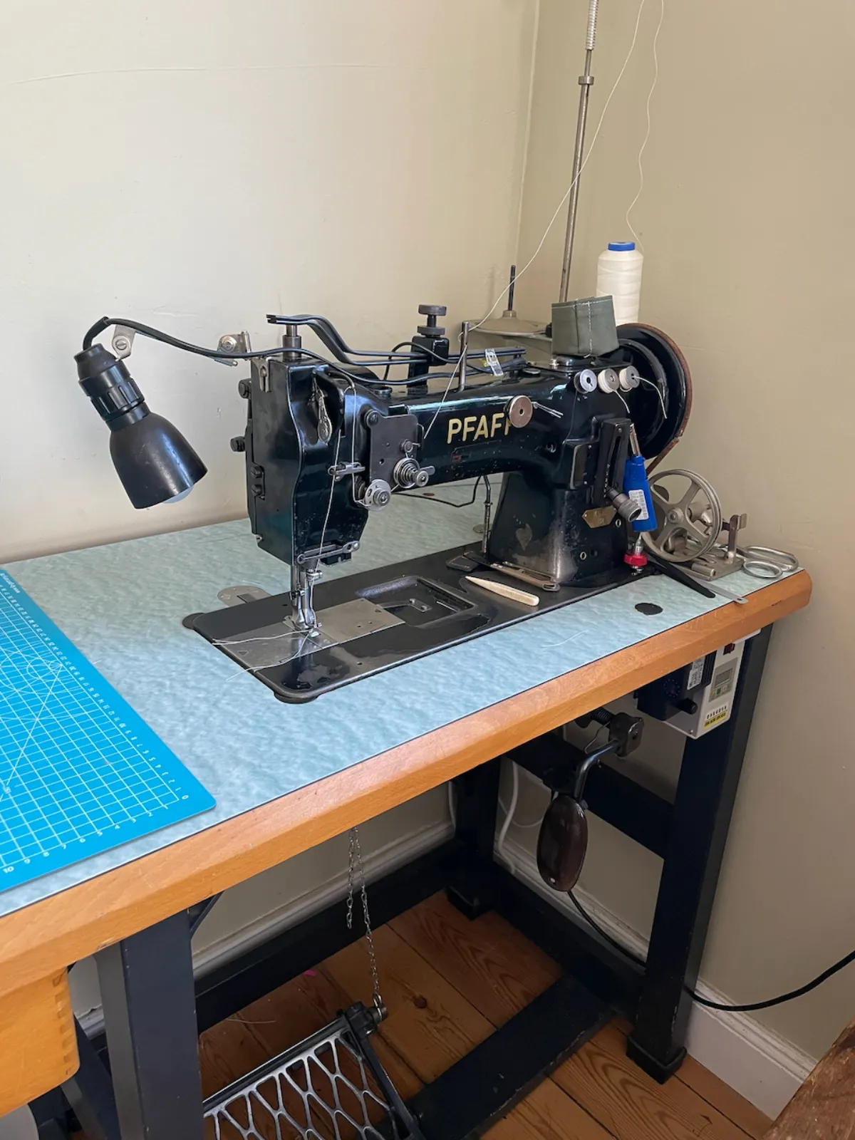 Pfaff 145-6BH2 (old Casting)