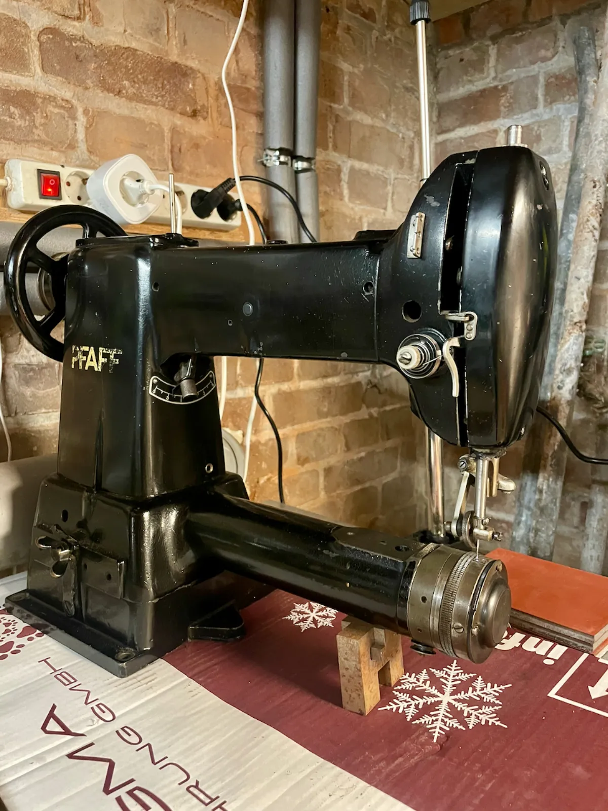 Pfaff 27-5