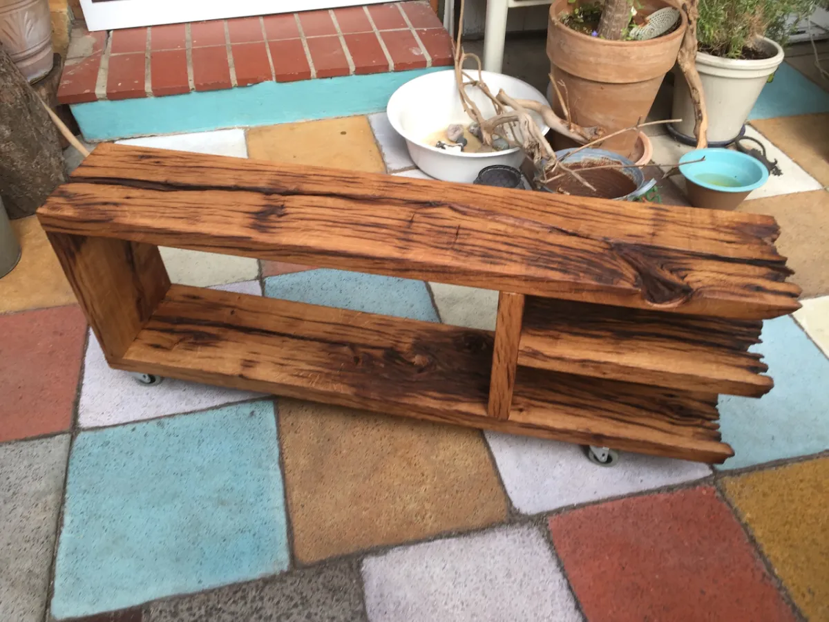 Sideboard aus Stegbohlen